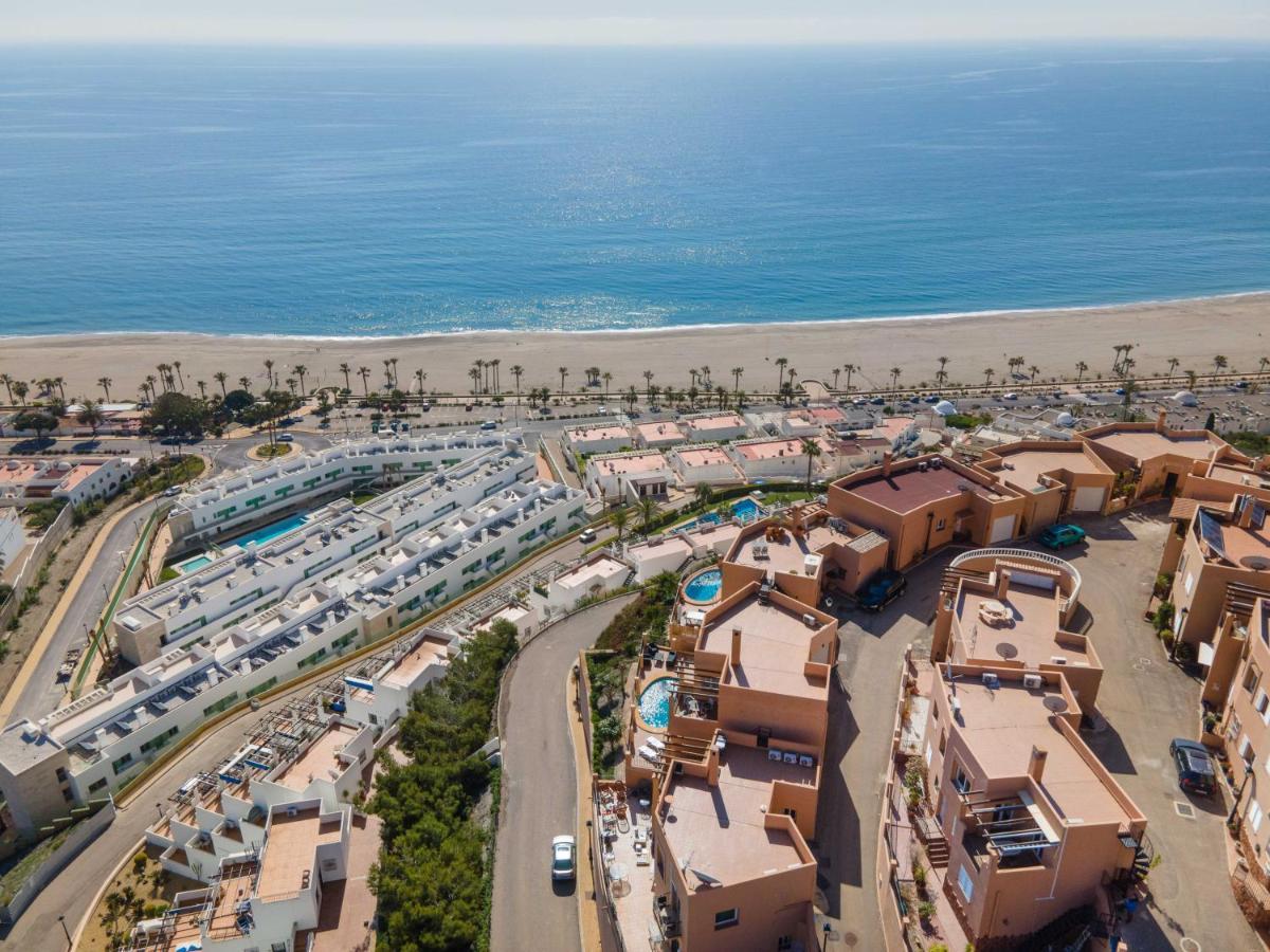 Chalet Con Vistas Al Mar Y Piscina موخاكار المظهر الخارجي الصورة