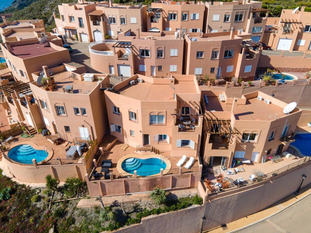 Chalet Con Vistas Al Mar Y Piscina موخاكار المظهر الخارجي الصورة