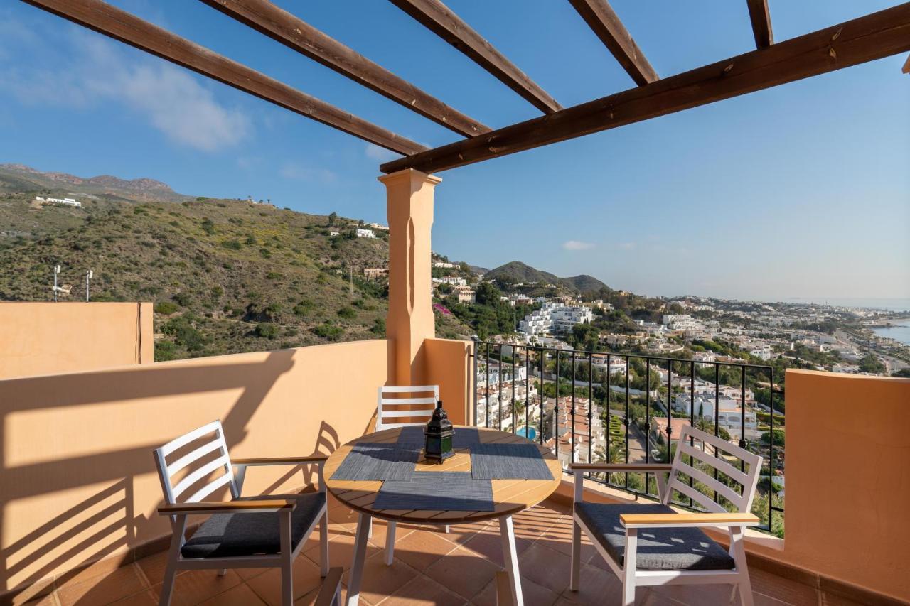 Chalet Con Vistas Al Mar Y Piscina موخاكار المظهر الخارجي الصورة